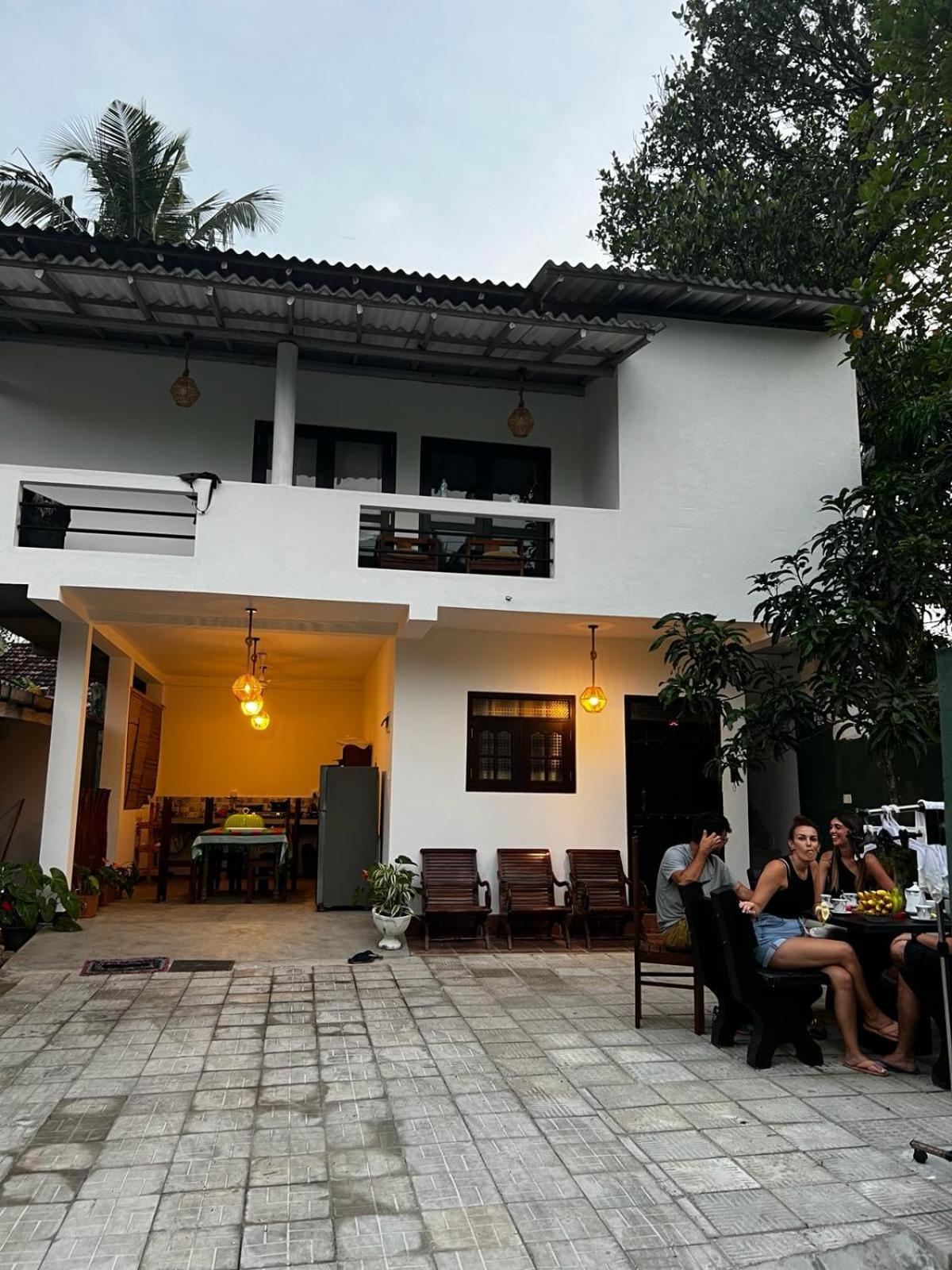 Little Villa Guest House Ahangama Exterior foto