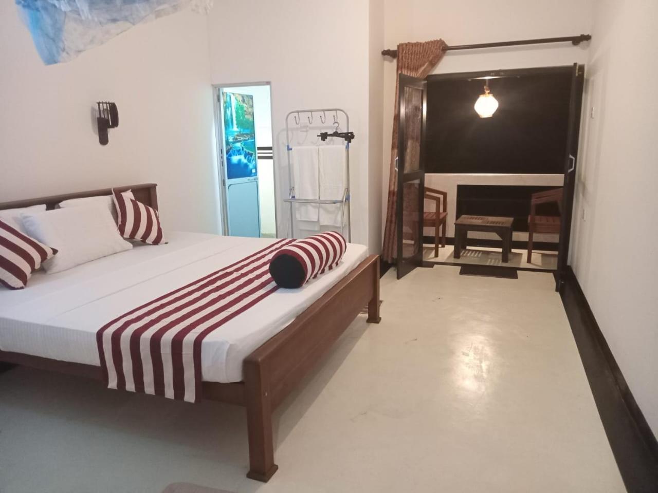 Little Villa Guest House Ahangama Habitación foto