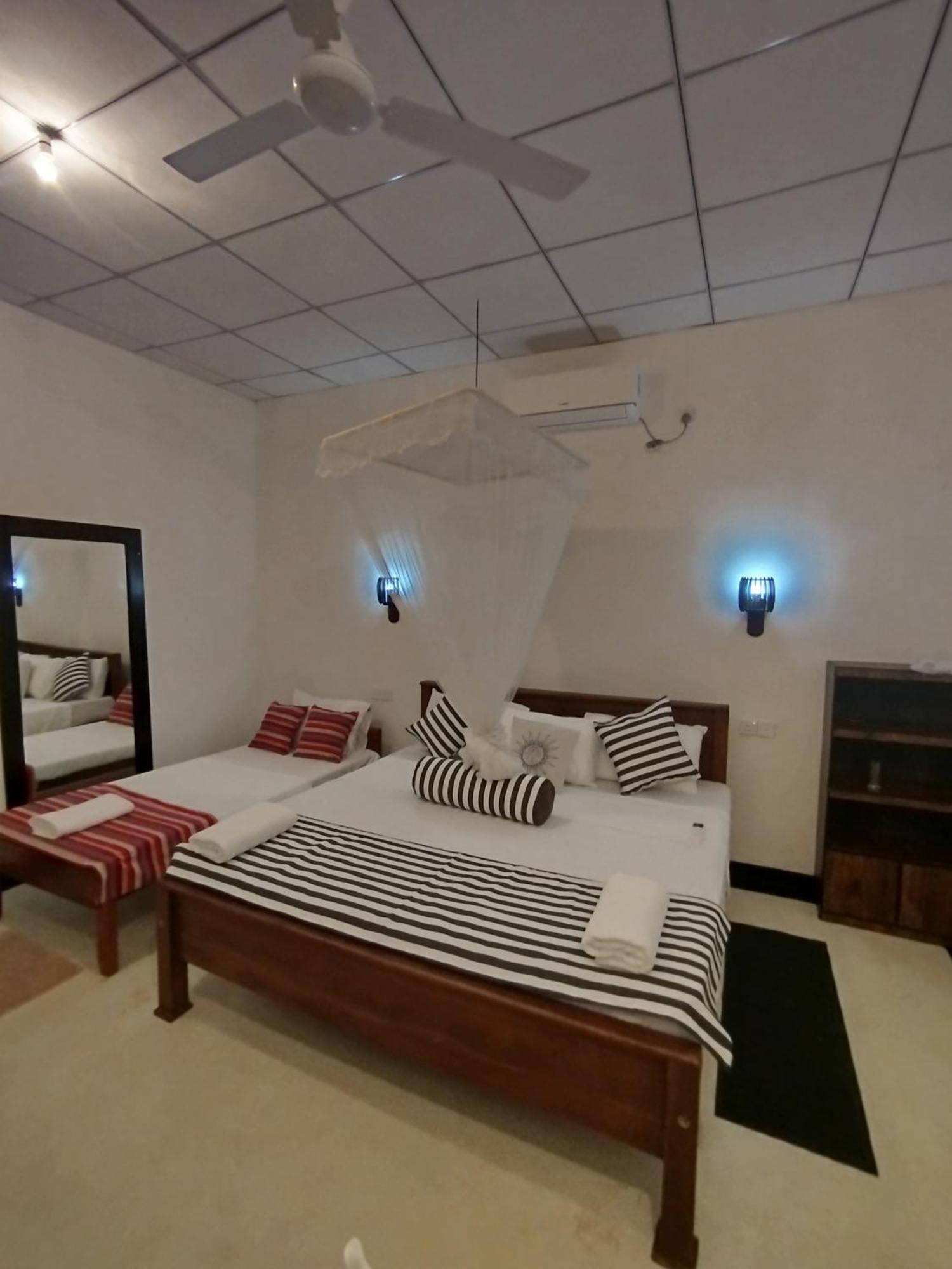 Little Villa Guest House Ahangama Exterior foto