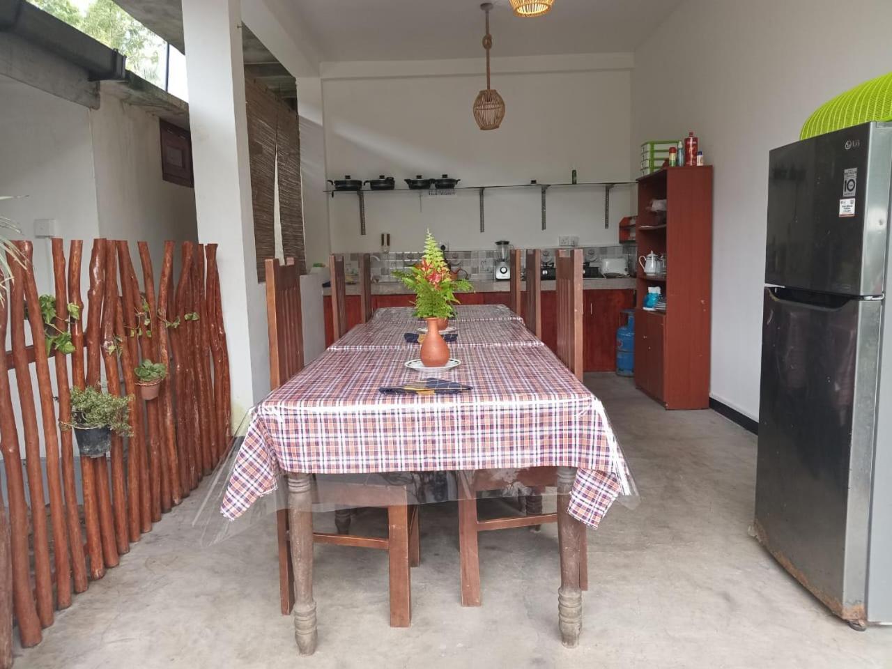 Little Villa Guest House Ahangama Habitación foto